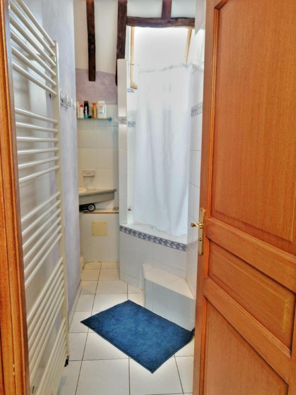 Maison De Charme Pres De Beauval Saint-Cyran-du-Jambot ภายนอก รูปภาพ